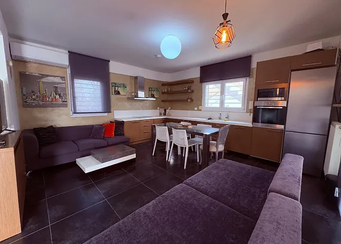 Apartamento Avs 1 *